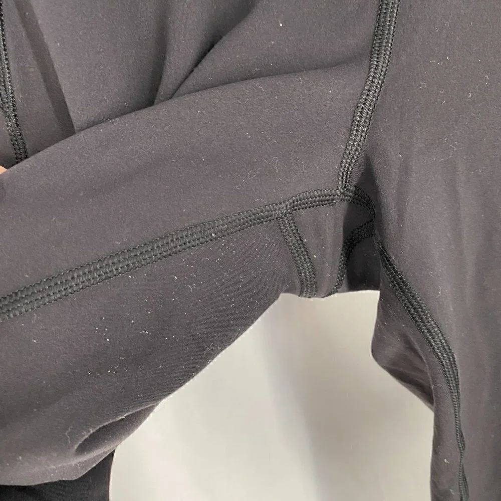 Lululemon In Movement Crop *Everlux 19